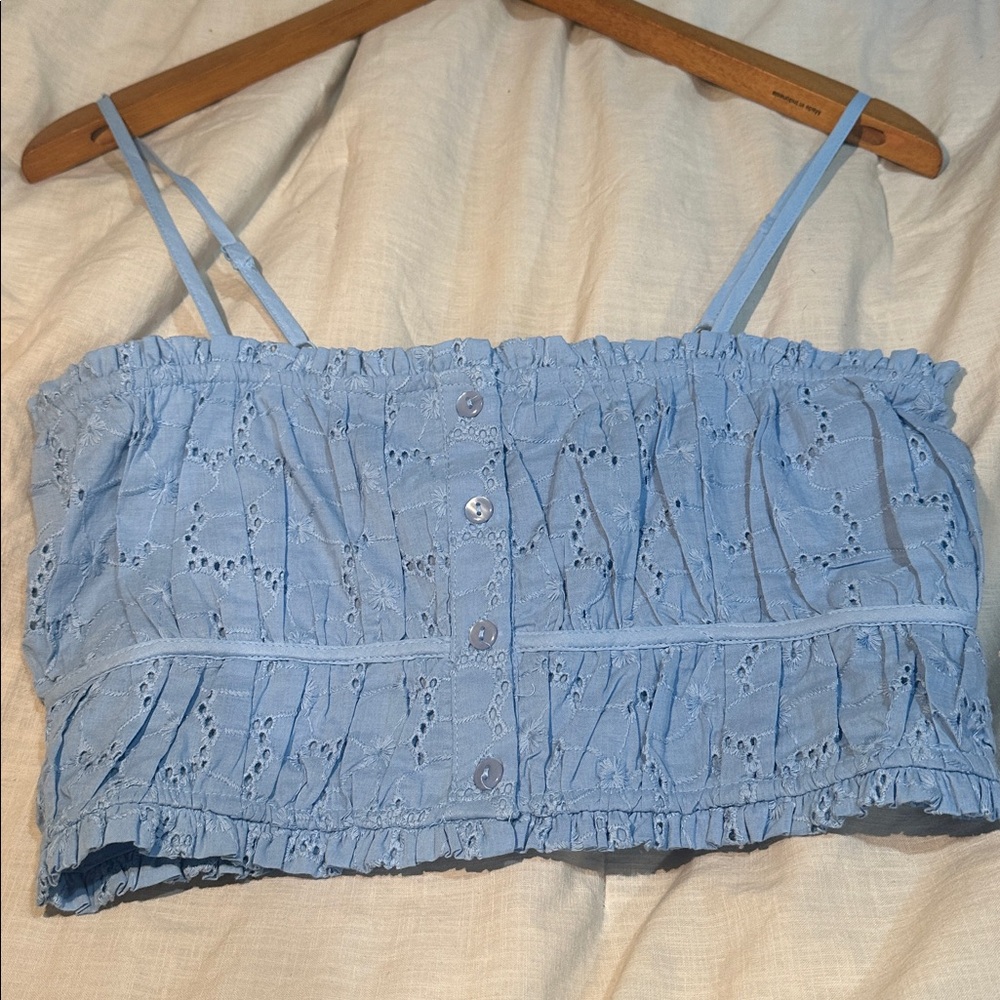 Altar’d State blue eyelet crop NWT Medium